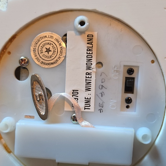 Boyds Bearly Built Snowglobe - Picture 7 of 9